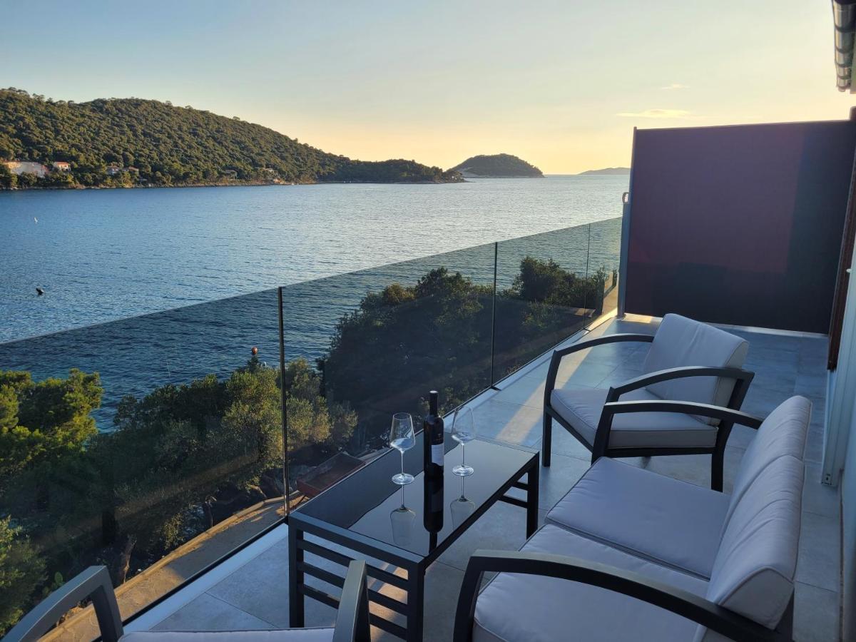 Dragovoda Bay Uble Bagian luar foto